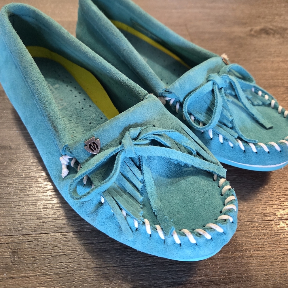 Minnetonka • Teal / Aqua Moccasin Loafers - Picture 2 of 10